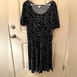LuLaRoe Nicole - Black and White Geometric Pattern